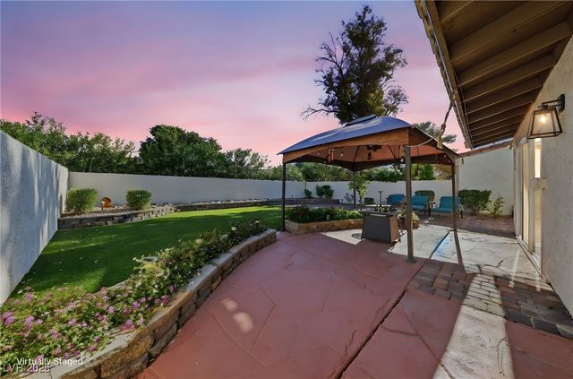 2117 Plaza De La Candela, Las Vegas, NV 89102