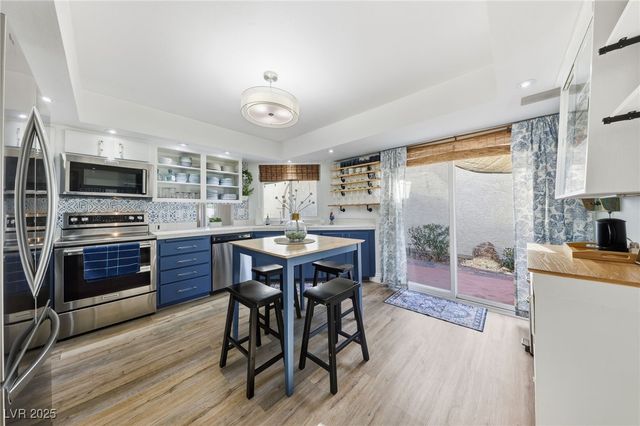 2117 Plaza De La Candela, Las Vegas, NV 89102