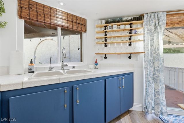 2117 Plaza De La Candela, Las Vegas, NV 89102