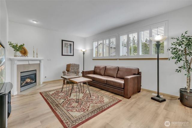 22904 SE 269th Street, Maple Valley, WA 98038