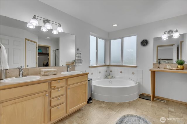 22904 SE 269th Street, Maple Valley, WA 98038