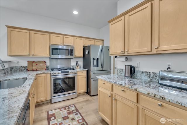 22904 SE 269th Street, Maple Valley, WA 98038