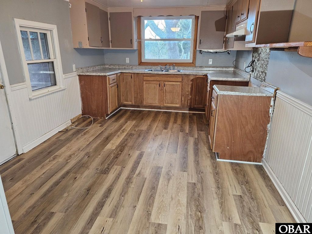 Image 10 of property listing at 52956 Highway 12, Frisco, NC 27936