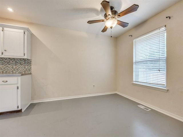 2021 Foxfire Road, Edmond, OK 73003