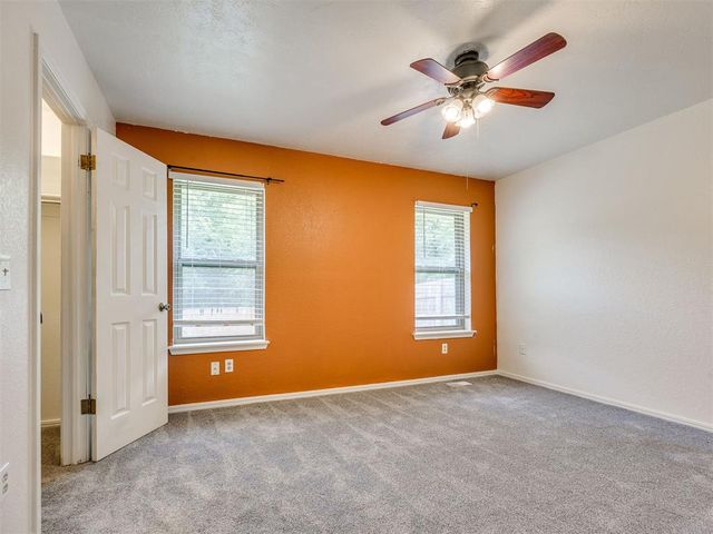 2021 Foxfire Road, Edmond, OK 73003