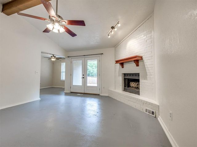 2021 Foxfire Road, Edmond, OK 73003