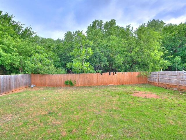 2021 Foxfire Road, Edmond, OK 73003