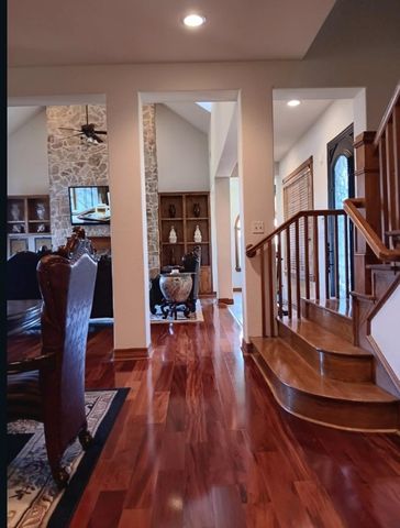 3201 Wildpointe Court, Mansfield, TX 76063