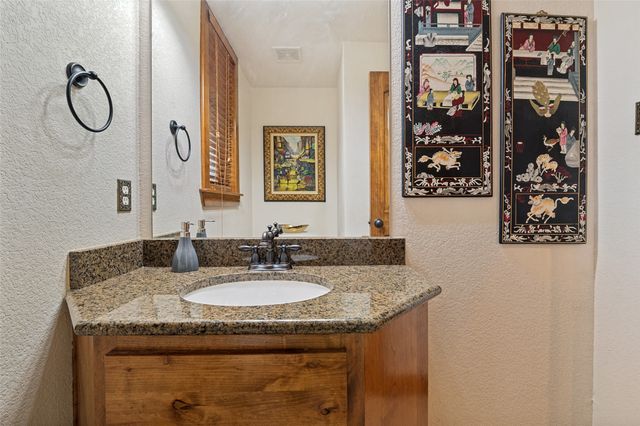 3201 Wildpointe Court, Mansfield, TX 76063