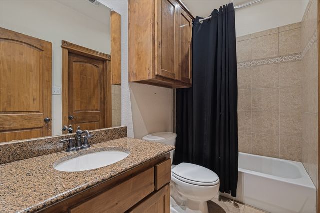 3201 Wildpointe Court, Mansfield, TX 76063