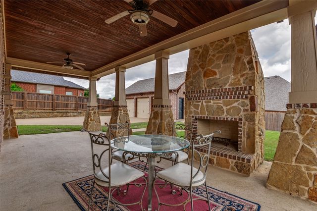 3201 Wildpointe Court, Mansfield, TX 76063