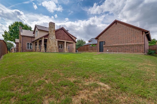 3201 Wildpointe Court, Mansfield, TX 76063