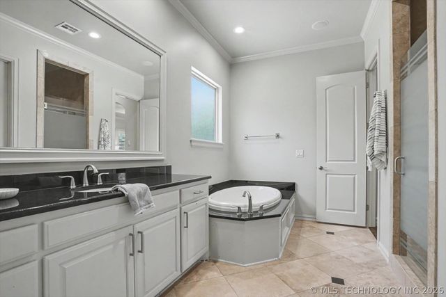 5917 E 106th Place, Tulsa, OK 74137
