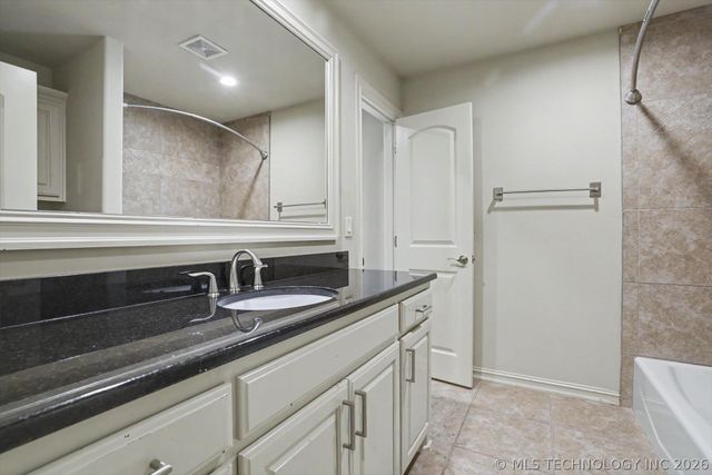 5917 E 106th Place, Tulsa, OK 74137
