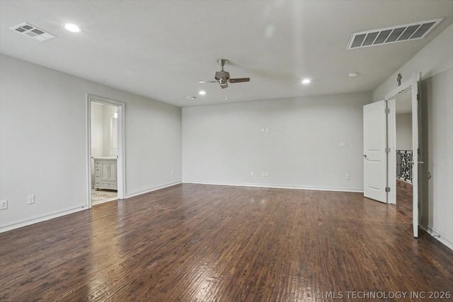 5917 E 106th Place, Tulsa, OK 74137