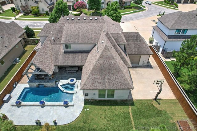5917 E 106th Place, Tulsa, OK 74137