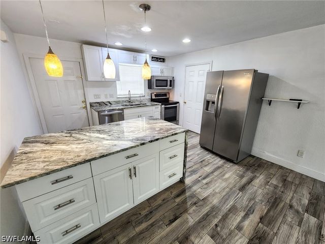 5201 Glenlivet RD, Fort Myers, FL 33907