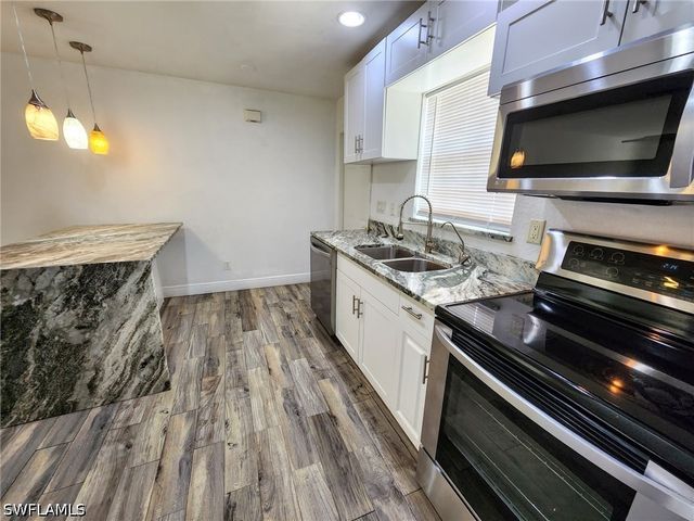 5201 Glenlivet RD, Fort Myers, FL 33907