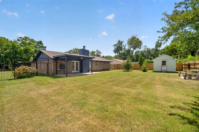 519 E 8th Street, Irving, TX 75060
