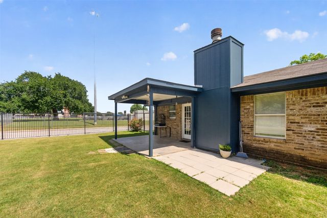 519 E 8th Street, Irving, TX 75060