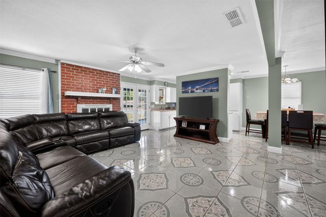 519 E 8th Street, Irving, TX 75060