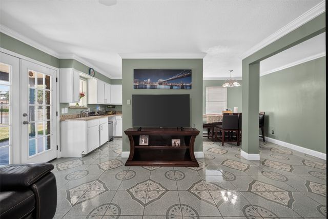519 E 8th Street, Irving, TX 75060