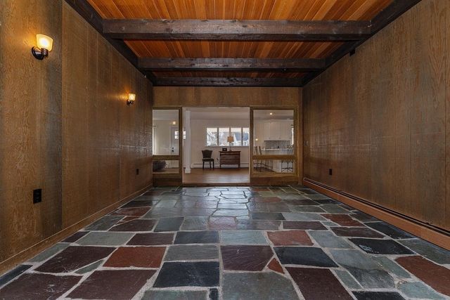 212 Monument St, Haverhill, MA 01832