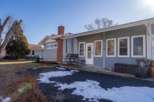 212 Monument St, Haverhill, MA 01832