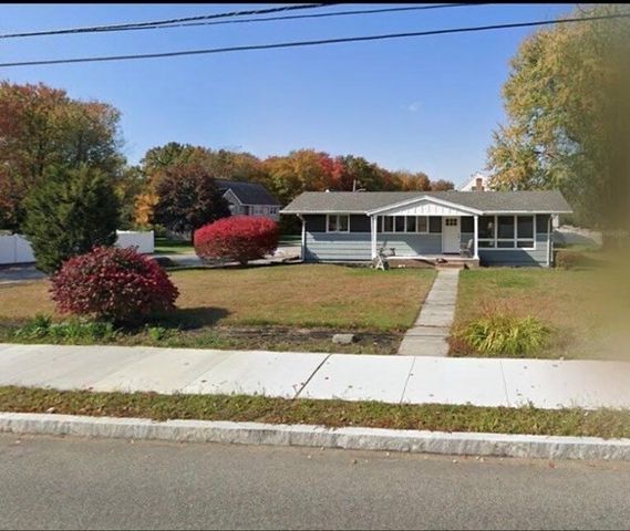 212 Monument St, Haverhill, MA 01832