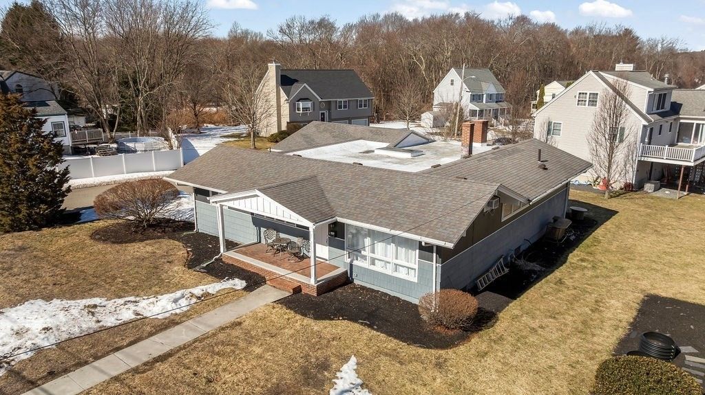 212 Monument St, Haverhill, MA 01832