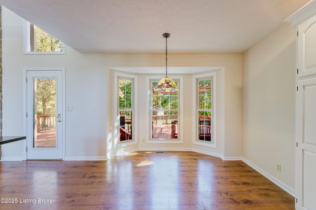 494 Mapleview Dr, Mt Washington, KY 40047