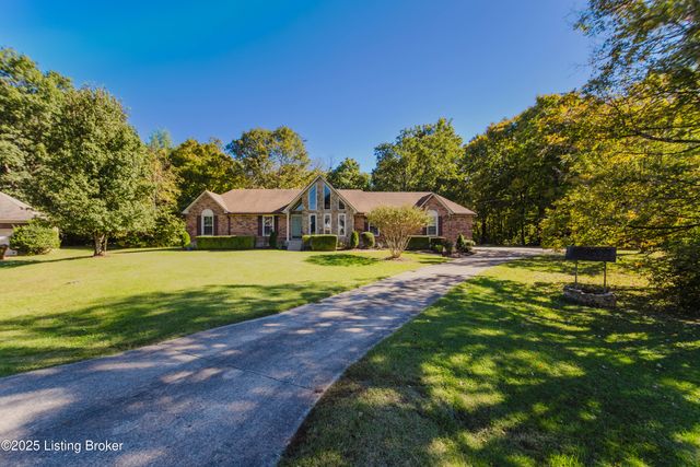 494 Mapleview Dr, Mt Washington, KY 40047