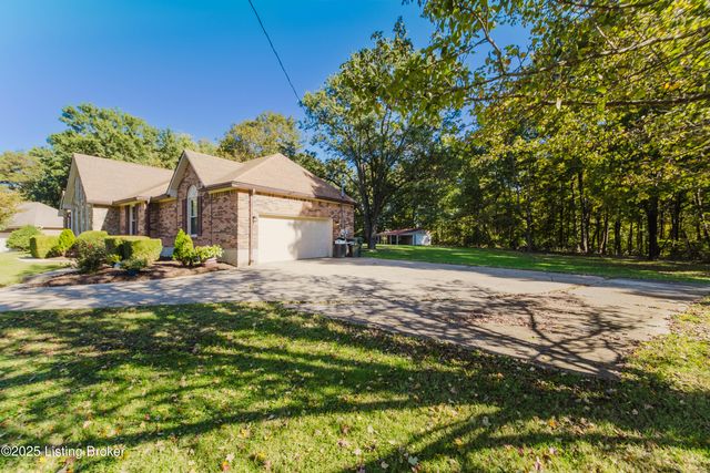 494 Mapleview Dr, Mt Washington, KY 40047
