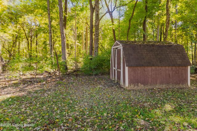 494 Mapleview Dr, Mt Washington, KY 40047