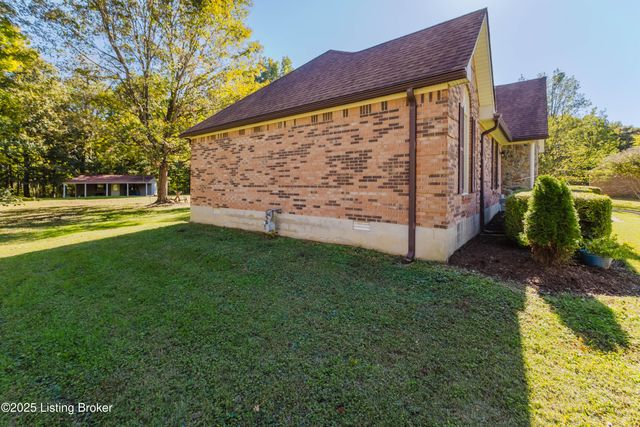 494 Mapleview Dr, Mt Washington, KY 40047