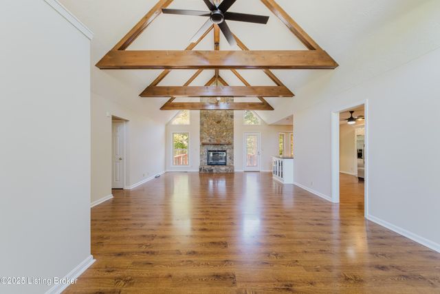 494 Mapleview Dr, Mt Washington, KY 40047