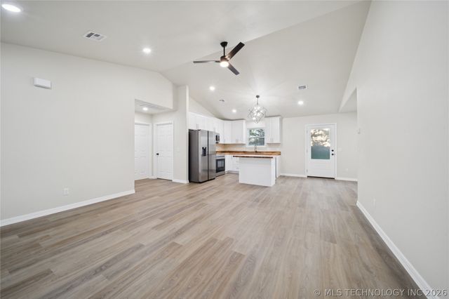 706 S Chickasaw Avenue, Okmulgee, OK 74447