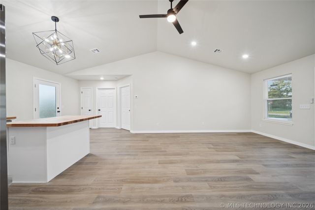 706 S Chickasaw Avenue, Okmulgee, OK 74447