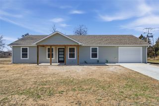 706 S Chickasaw Avenue, Okmulgee, OK 74447