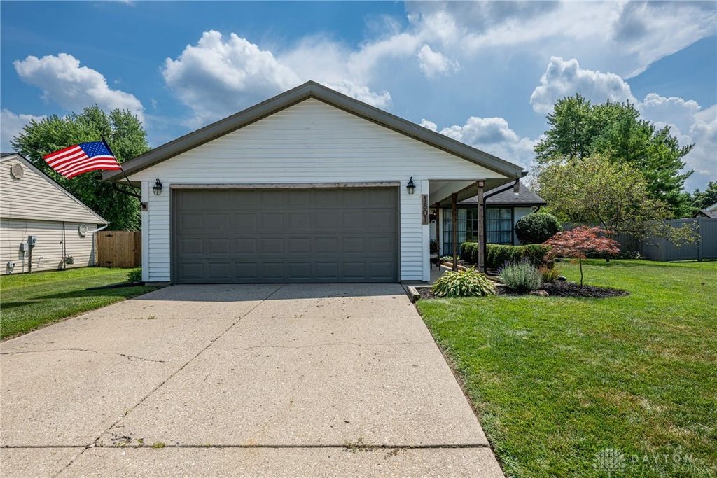 1801 Villa Road, Springfield, OH 45503