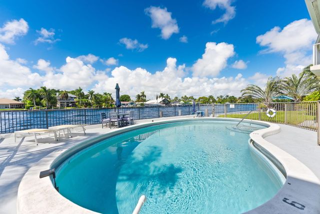 615 S Riverside Drive 7, Pompano Beach, FL 33062