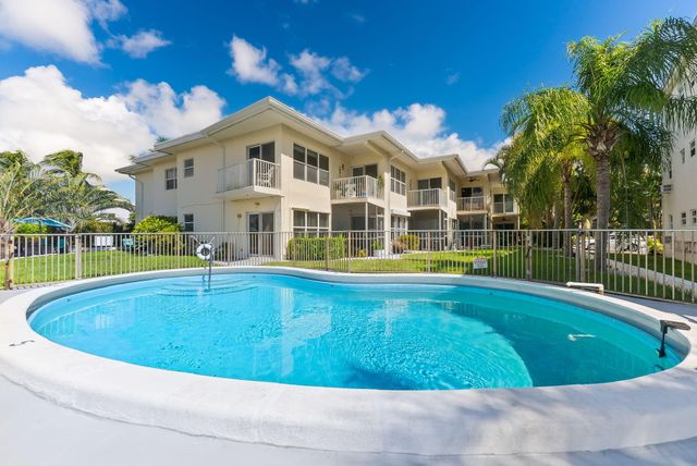615 S Riverside Drive 7, Pompano Beach, FL 33062