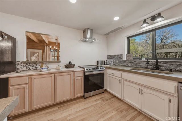 1001 Louis Way, Lakeport, CA 95453