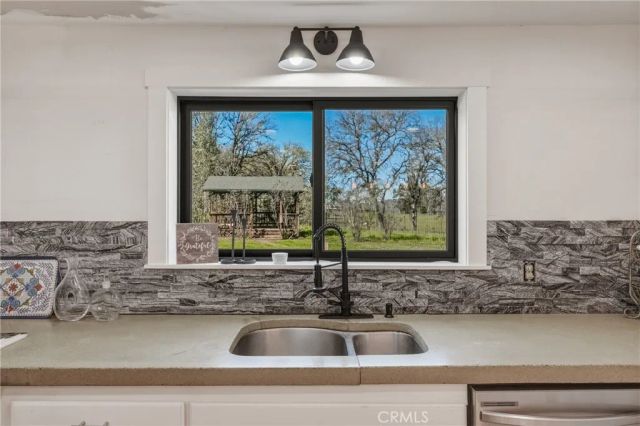 1001 Louis Way, Lakeport, CA 95453