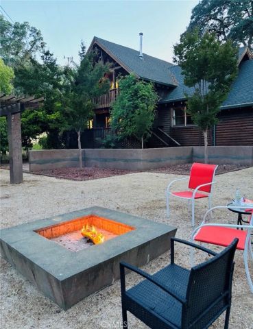 1001 Louis Way, Lakeport, CA 95453