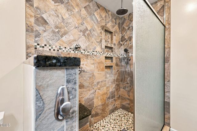 6320 Milford Road, Fayetteville, NC 28303