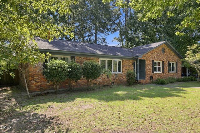 6320 Milford Road, Fayetteville, NC 28303