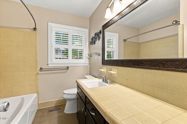 6320 Milford Road, Fayetteville, NC 28303