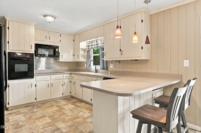 6320 Milford Road, Fayetteville, NC 28303