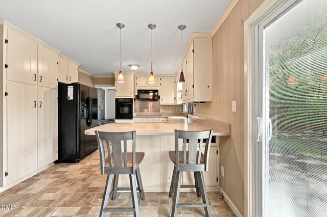 6320 Milford Road, Fayetteville, NC 28303